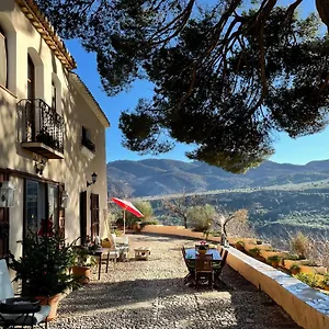 https://el-cortijo-del-pino.es-andalucia.com
